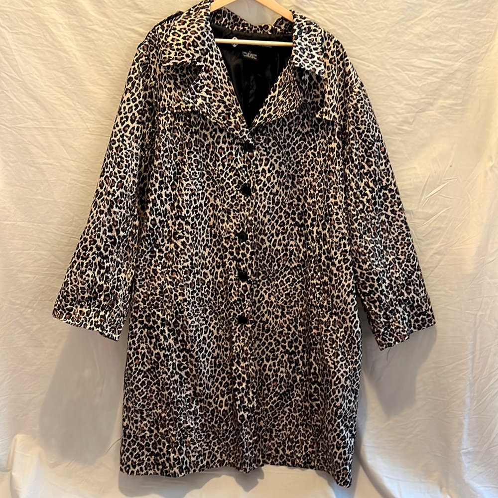 Vintage Outer Edge leopard print trench coat